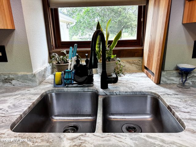 1264 W Garwood RD, Rathdrum, ID 83858