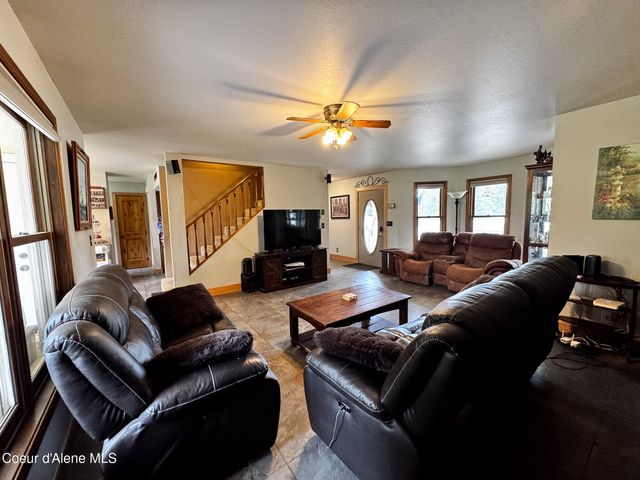 1264 W Garwood RD, Rathdrum, ID 83858