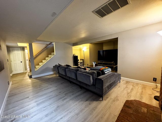 1264 W Garwood RD, Rathdrum, ID 83858
