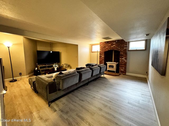 1264 W Garwood RD, Rathdrum, ID 83858