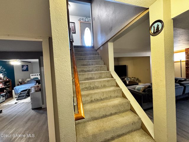 1264 W Garwood RD, Rathdrum, ID 83858
