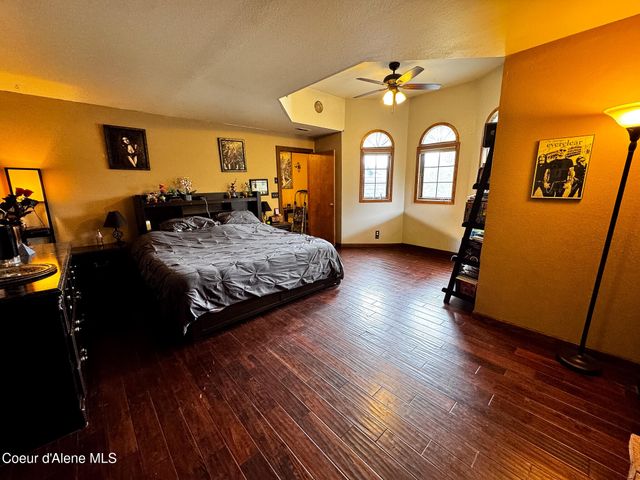 1264 W Garwood RD, Rathdrum, ID 83858