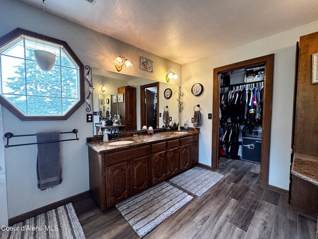1264 W Garwood RD, Rathdrum, ID 83858