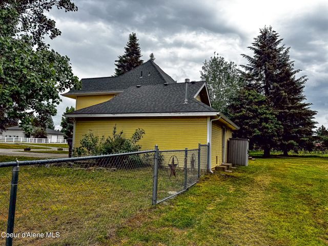 1264 W Garwood RD, Rathdrum, ID 83858