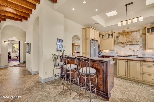 12797 N Sorrel Stallion Place, Marana, AZ 85658