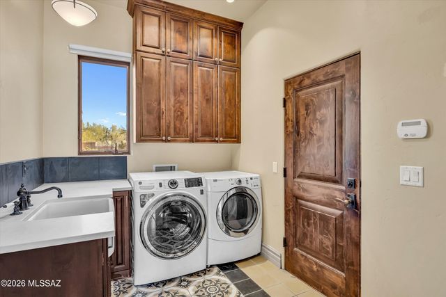 12797 N Sorrel Stallion Place, Marana, AZ 85658