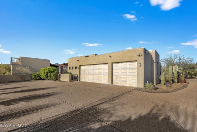 12797 N Sorrel Stallion Place, Marana, AZ 85658