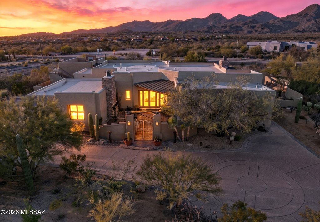 12797 N Sorrel Stallion Place, Marana, AZ 85658