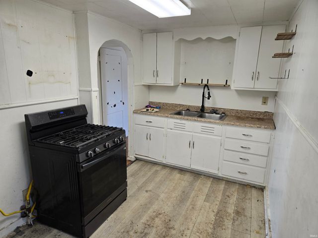 1501 E Dartmouth Avenue, Muncie, IN 47303