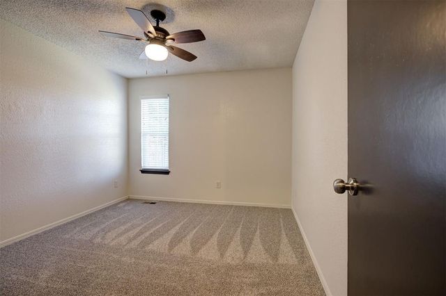 9021 N Rockwell Drive, Oklahoma City, OK 73132