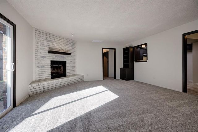 9021 N Rockwell Drive, Oklahoma City, OK 73132