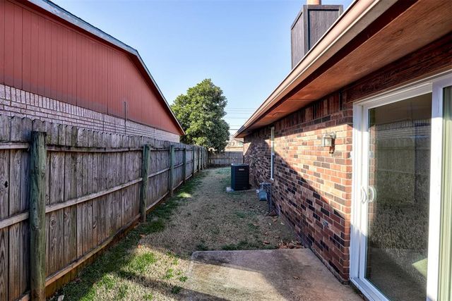 9021 N Rockwell Drive, Oklahoma City, OK 73132