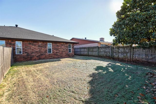 9021 N Rockwell Drive, Oklahoma City, OK 73132