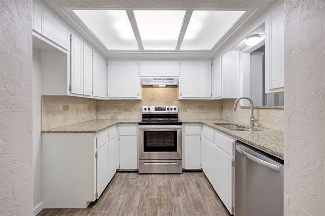 9021 N Rockwell Drive, Oklahoma City, OK 73132