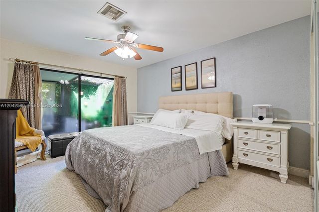 18805 W Lake Drive 18805, Hialeah, FL 33015