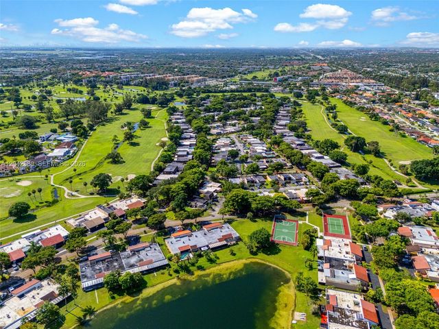 18805 W Lake Drive 18805, Hialeah, FL 33015