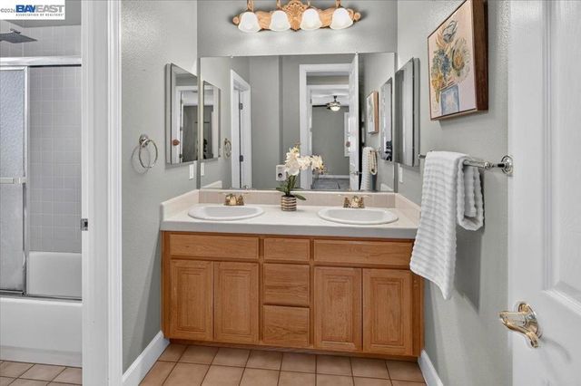 4329 Foxford Way, Dublin, CA 94568