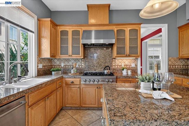 4329 Foxford Way, Dublin, CA 94568