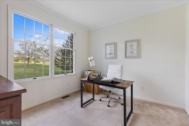 17 SPYGLASS RD, Skillman, NJ 08558