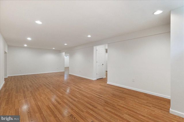 17 SPYGLASS RD, Skillman, NJ 08558