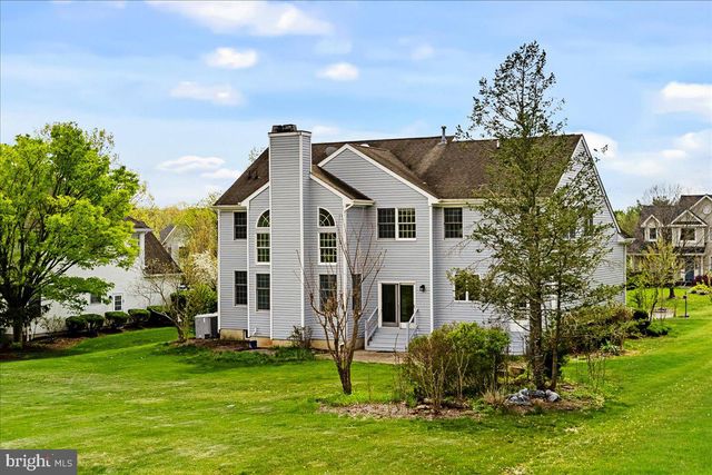 17 SPYGLASS RD, Skillman, NJ 08558