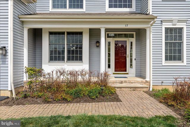 17 SPYGLASS RD, Skillman, NJ 08558