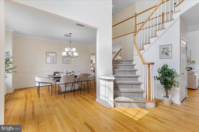 17 SPYGLASS RD, Skillman, NJ 08558