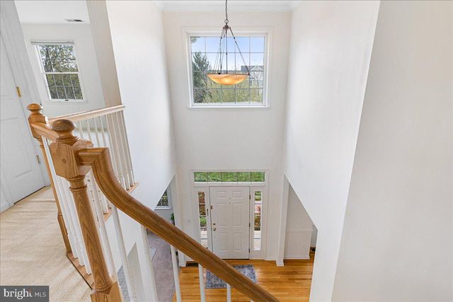 17 SPYGLASS RD, Skillman, NJ 08558