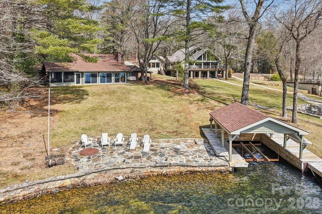 987 Cold Mountain Road, Lake Toxaway, NC 28747