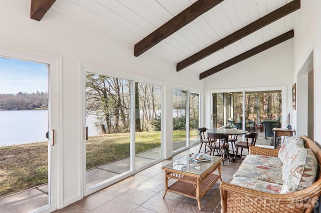 987 Cold Mountain Road, Lake Toxaway, NC 28747