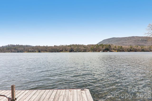 987 Cold Mountain Road, Lake Toxaway, NC 28747
