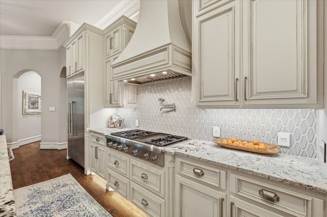 6674 Belle Cote Circle, Argyle, TX 76226