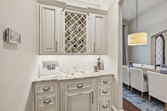 6674 Belle Cote Circle, Argyle, TX 76226