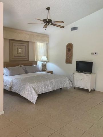 13471 Miles Standish, Palm Beach Gardens, FL 33410