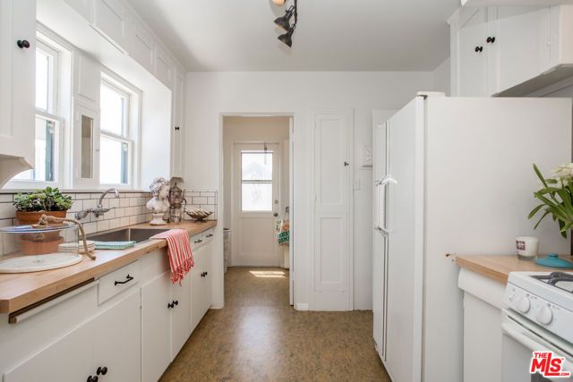 2418 4th Street, Santa Monica, CA 90405