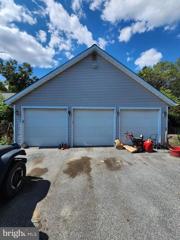 3174 CARDINAL DR, Westminster, MD 21157