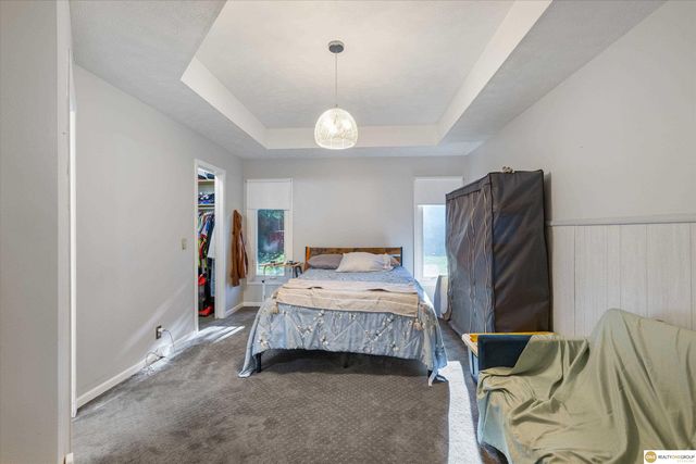 400 Fleetwood Drive, Papillion, NE 68133