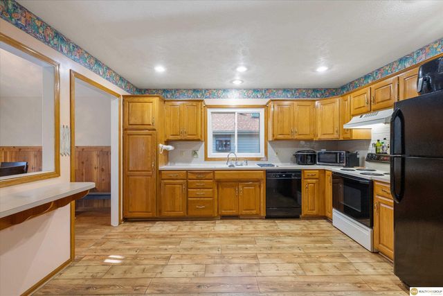 400 Fleetwood Drive, Papillion, NE 68133