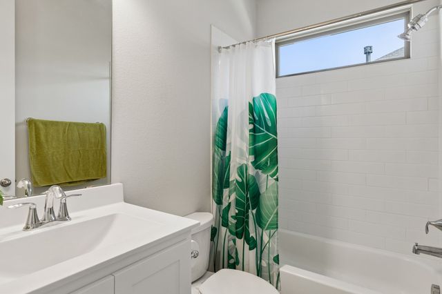 404 Lacey Oak Lane, Wylie, TX 75098