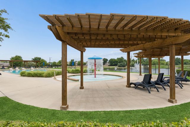 404 Lacey Oak Lane, Wylie, TX 75098
