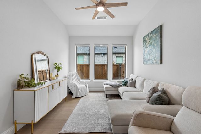 404 Lacey Oak Lane, Wylie, TX 75098