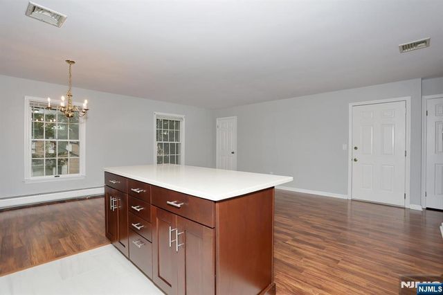 117 S Maple Avenue B, Park Ridge, NJ 07656