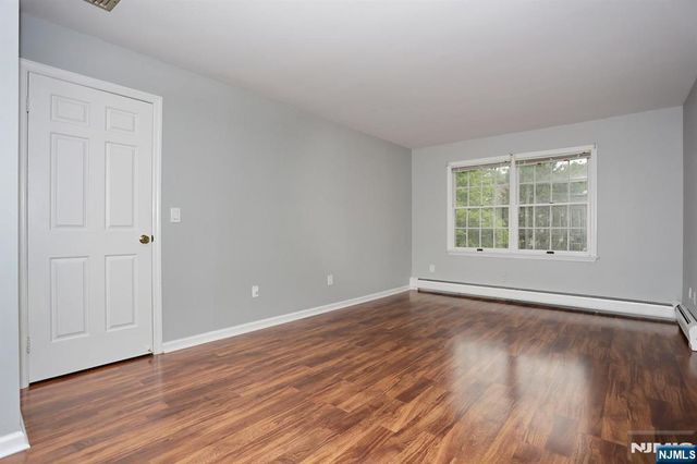 117 S Maple Avenue B, Park Ridge, NJ 07656