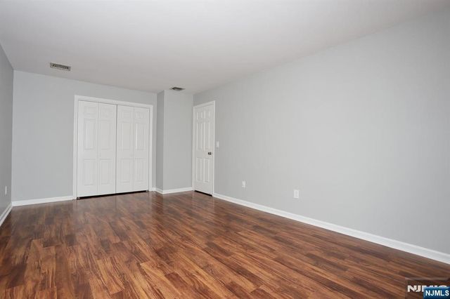 117 S Maple Avenue B, Park Ridge, NJ 07656
