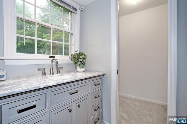 117 S Maple Avenue B, Park Ridge, NJ 07656