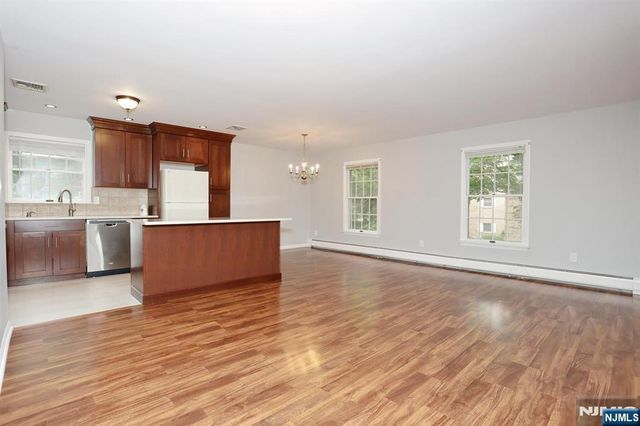 117 S Maple Avenue B, Park Ridge, NJ 07656