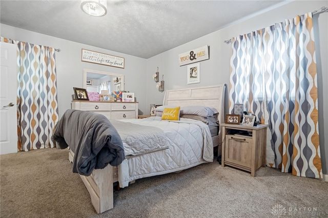 718 Millard Drive, Franklin, OH 45005