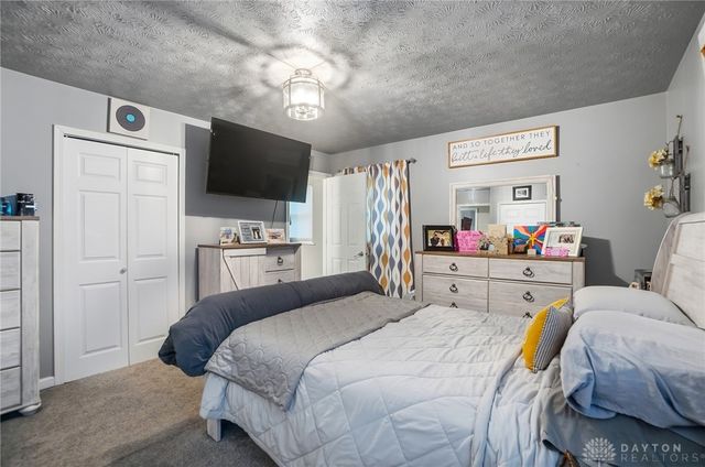 718 Millard Drive, Franklin, OH 45005