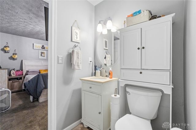 718 Millard Drive, Franklin, OH 45005