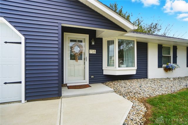 718 Millard Drive, Franklin, OH 45005